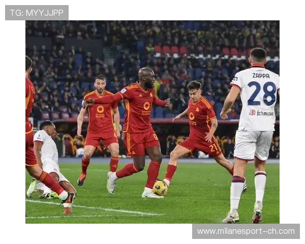 卢卡库前点肘击争顶制造混乱并建功